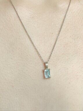 Orfevrerie Wiskemann vintage sterling silver blue topaz baguette